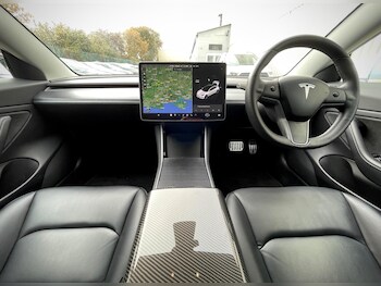 Used Tesla Model 3 2019 for sale - 77560047: Photo