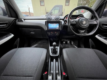 Used Suzuki Swift 2019 for sale - 76645634: Photo