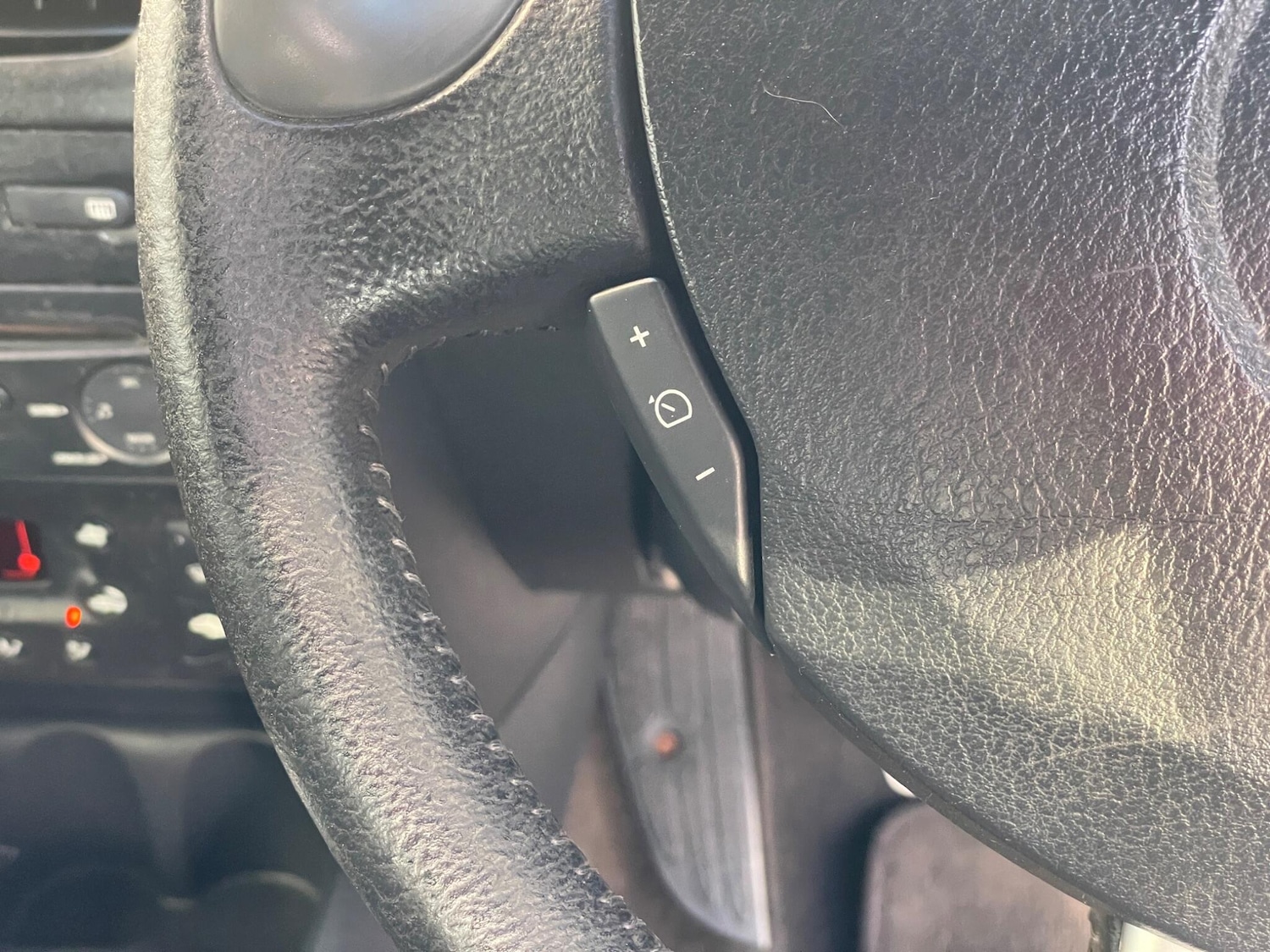 Used Renault Clio 2005 for sale - 76658348: Photo 18