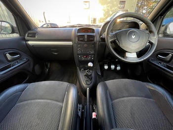 Used Renault Clio 2005 for sale - 76658348: Photo