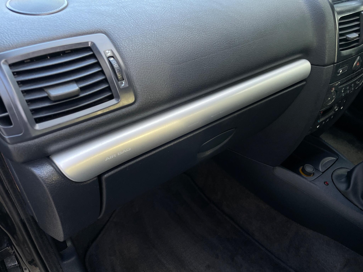 Used Renault Clio 2005 for sale - 76658348: Photo 64