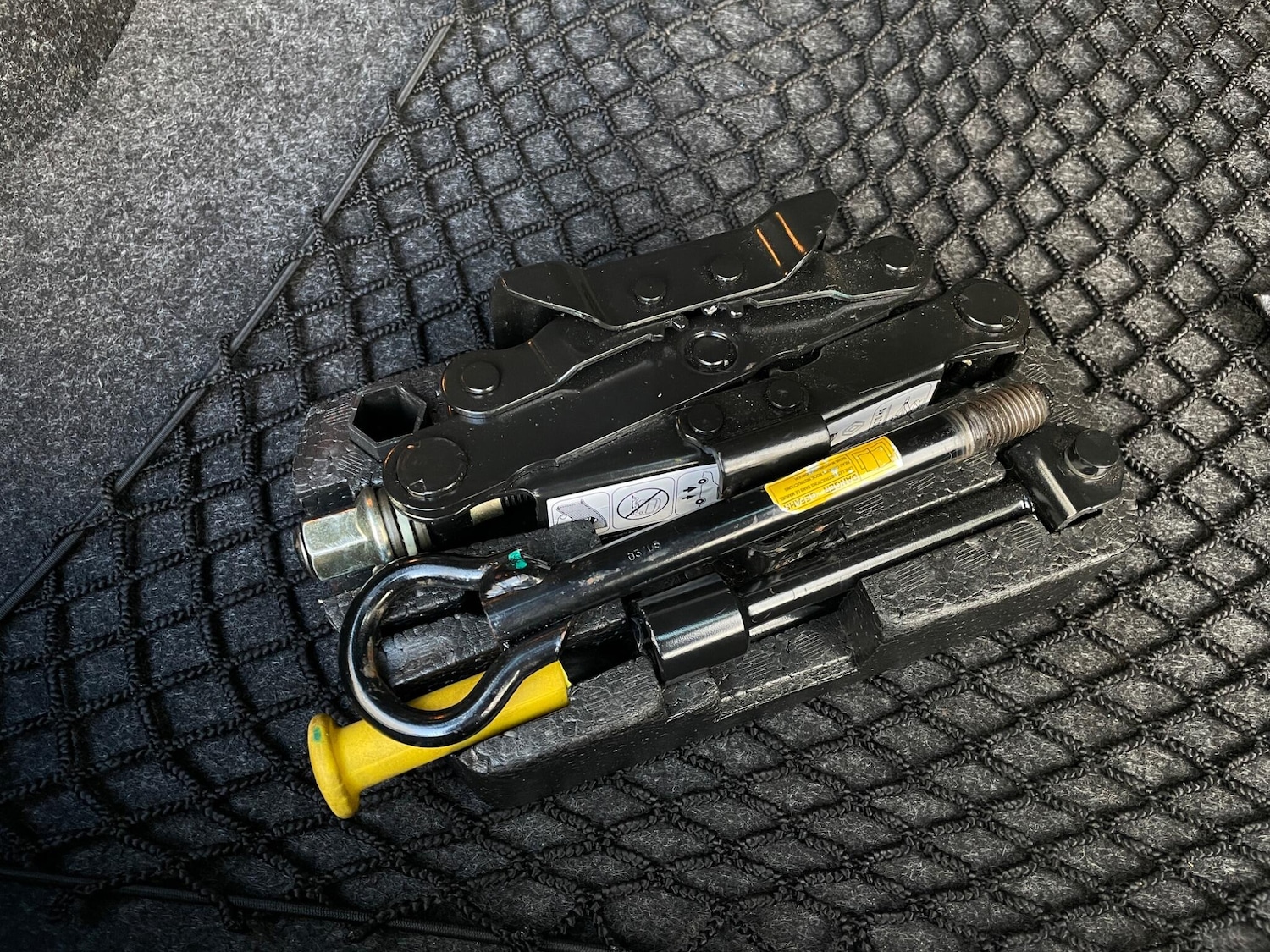 Used Renault Clio 2005 for sale - 76658348: Photo 71