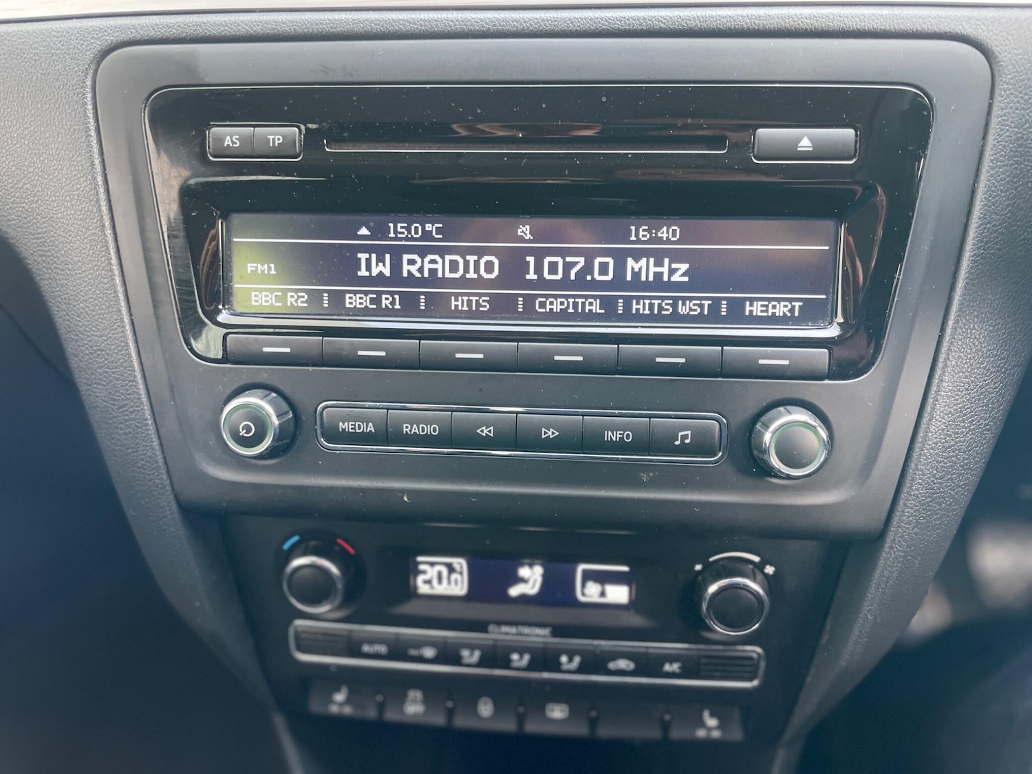 Used Skoda Rapid 2014 for sale - 76647657: Photo 9