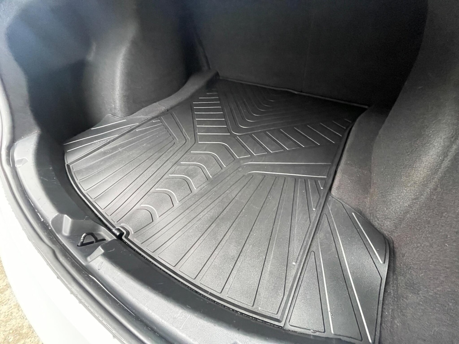 Used Tesla Model 3 2020 for sale - 76658649: Photo 77