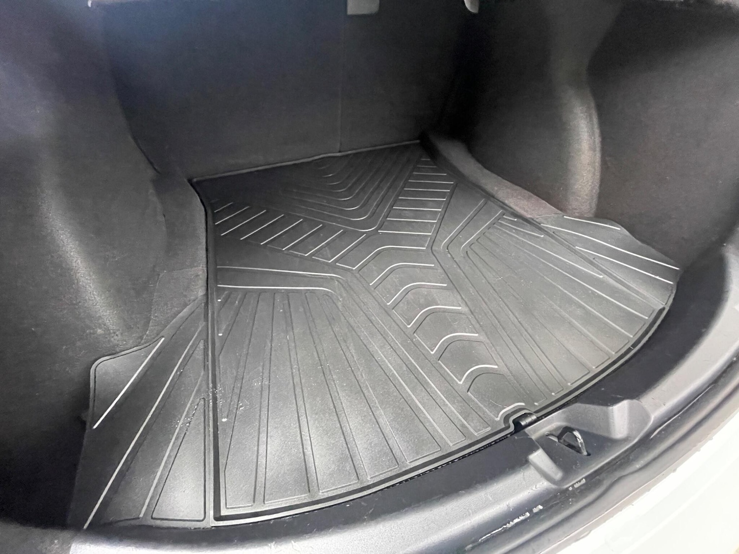 Used Tesla Model 3 2020 for sale - 76658649: Photo 78