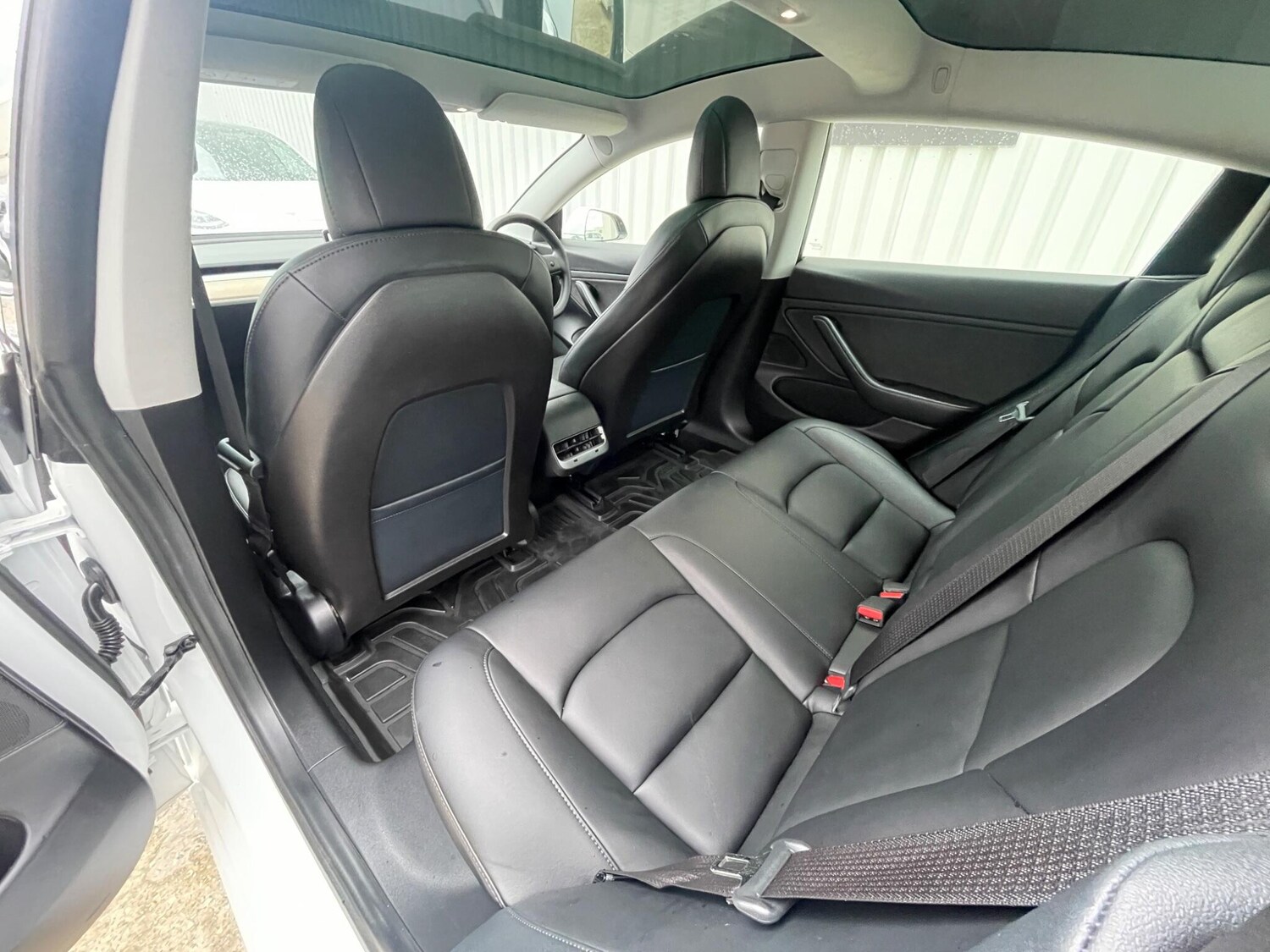 Used Tesla Model 3 2020 for sale - 76658649: Photo 82