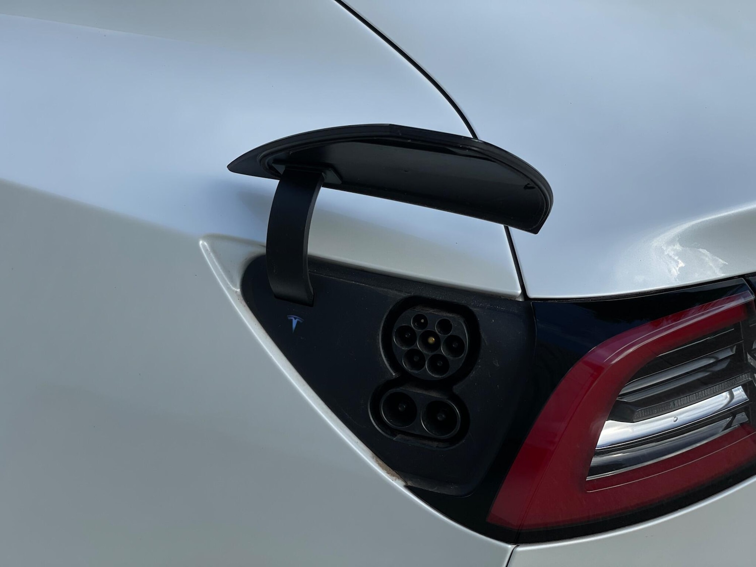 Used Tesla Model 3 2020 for sale - 76658649: Photo 93