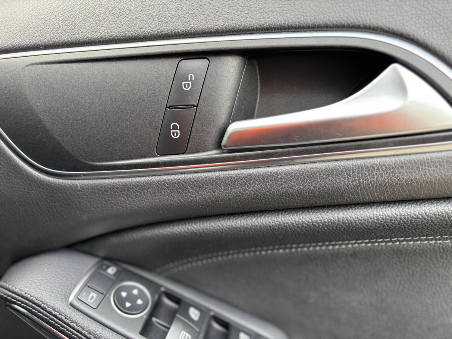 Used Mercedes-Benz A-Class 2017 for sale - 77560030: Photo 30