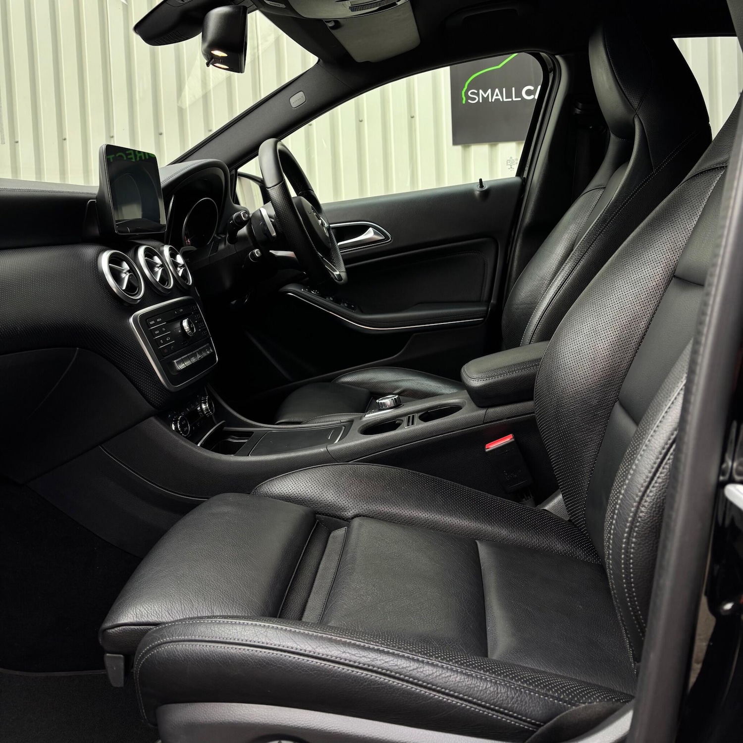 Used Mercedes-Benz A-Class 2017 for sale - 77560030: Photo 61