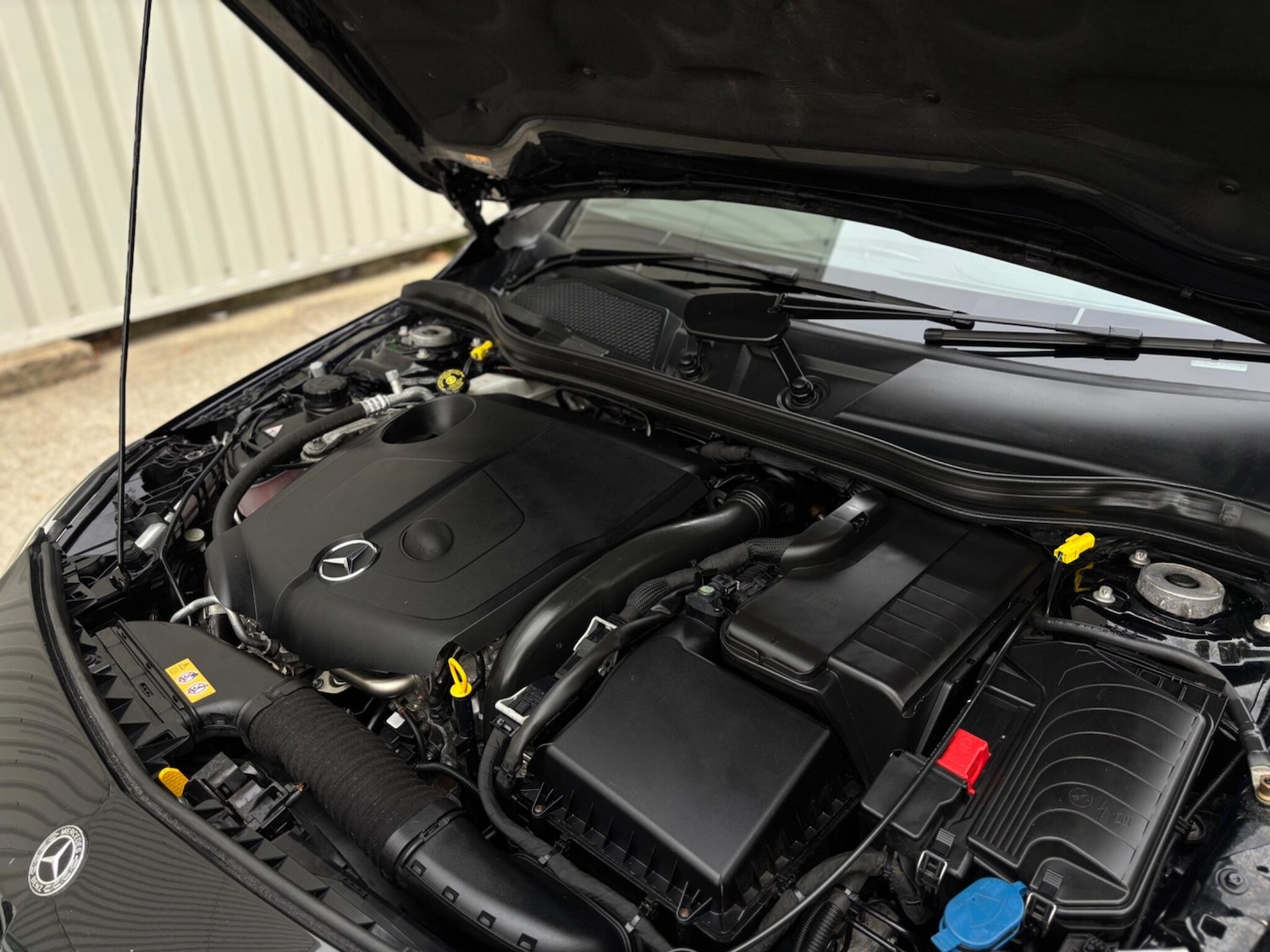 Used Mercedes-Benz A-Class 2017 for sale - 77560030: Photo 8