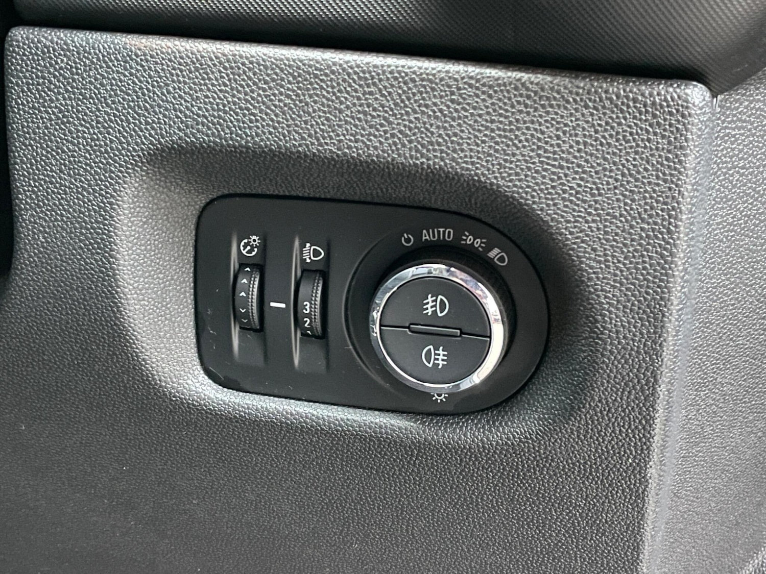 Used Vauxhall Corsa for sale - 77646374: Photo 27