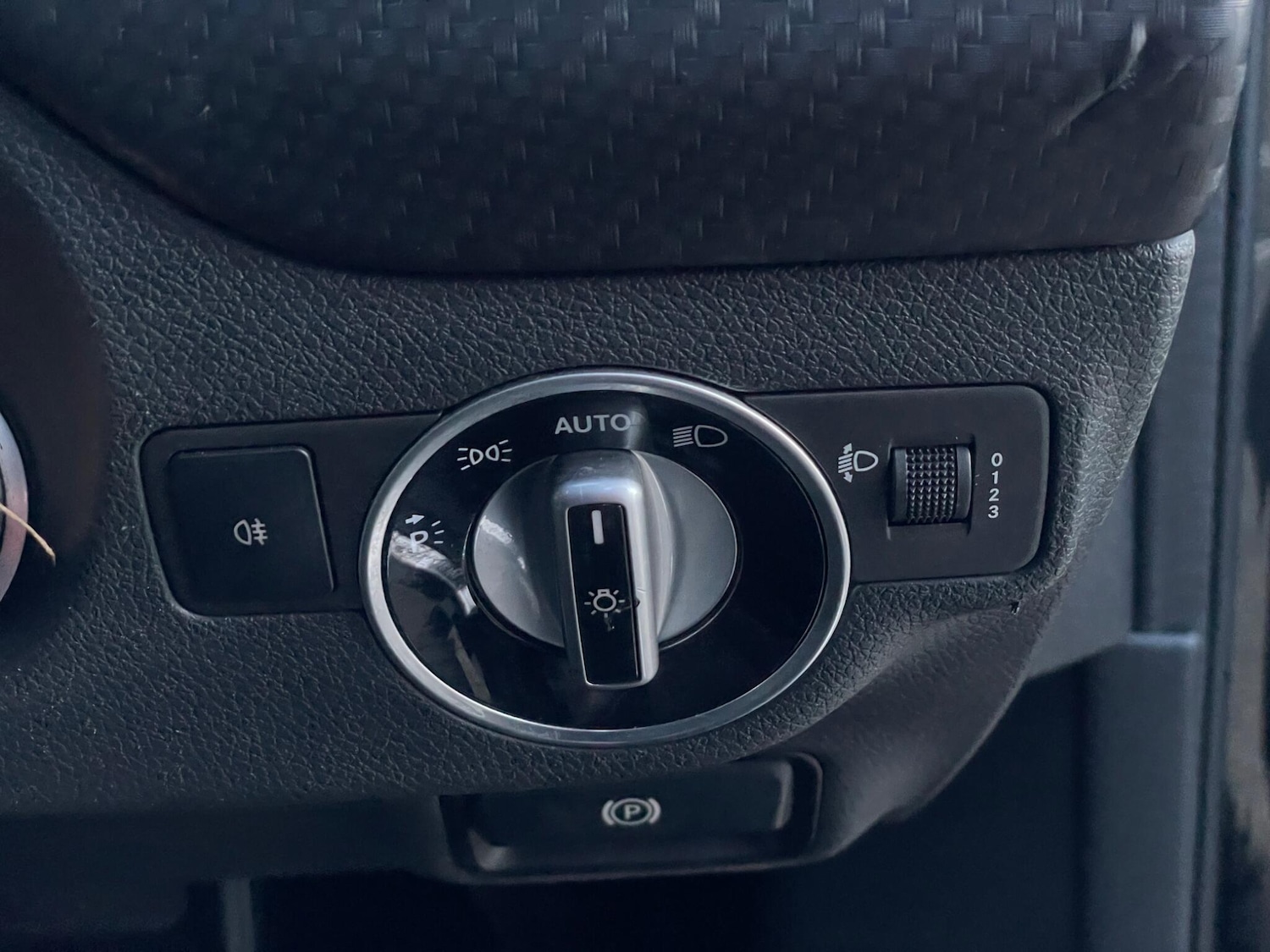 Used Mercedes-Benz A-Class for sale - 77612089: Photo 33