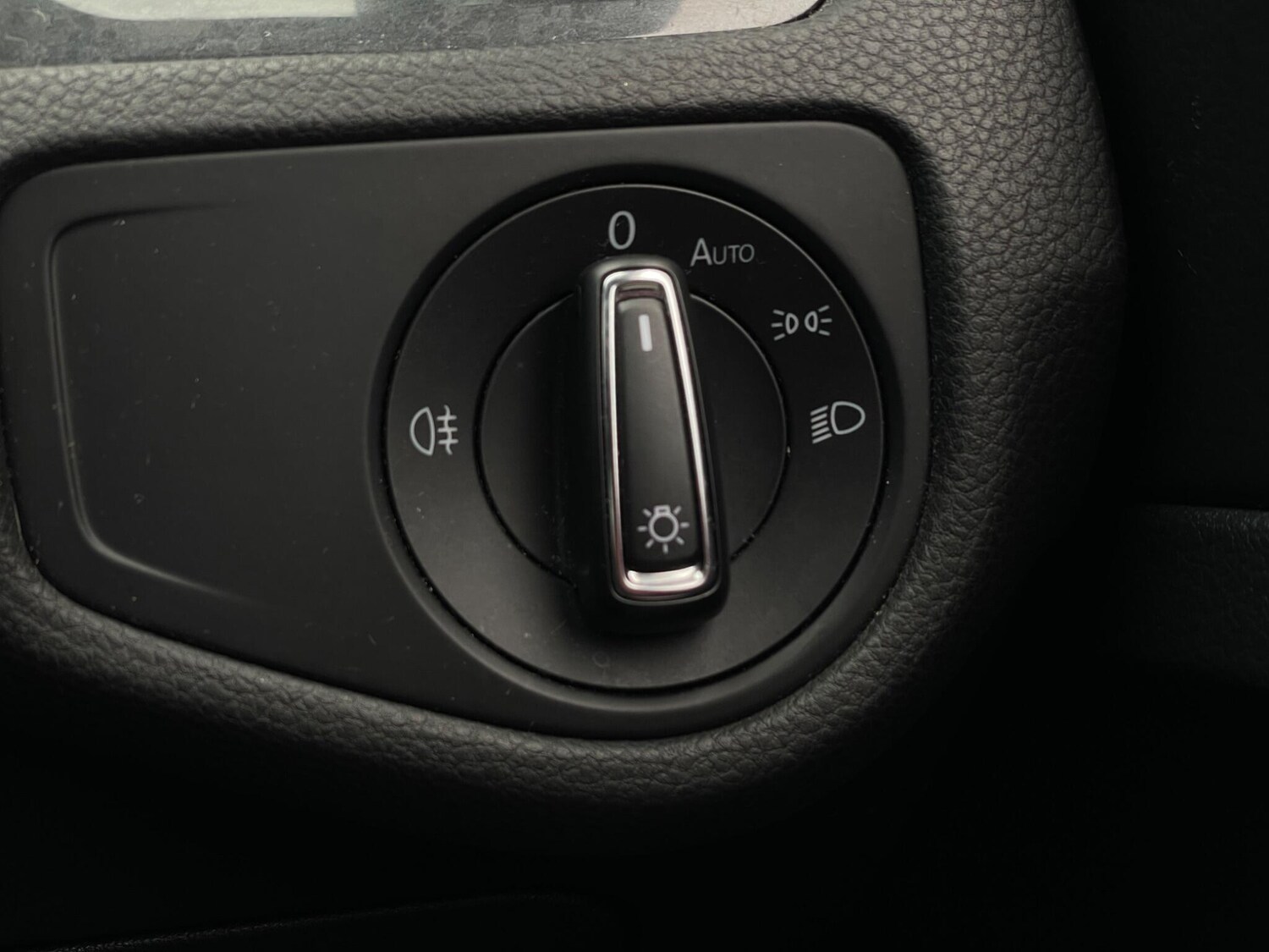 Used Volkswagen Golf 2020 for sale - 76994630: Photo 65