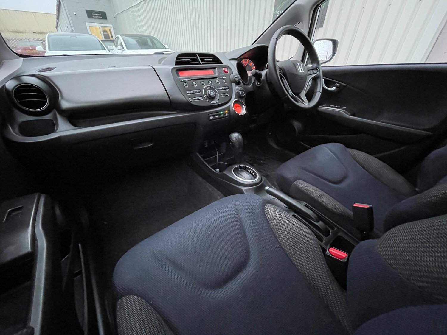 Used Honda Jazz 2014 for sale - 76671639: Photo 10