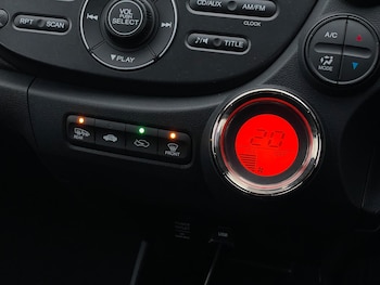 Used Honda Jazz 2014 for sale - 76671639: Photo