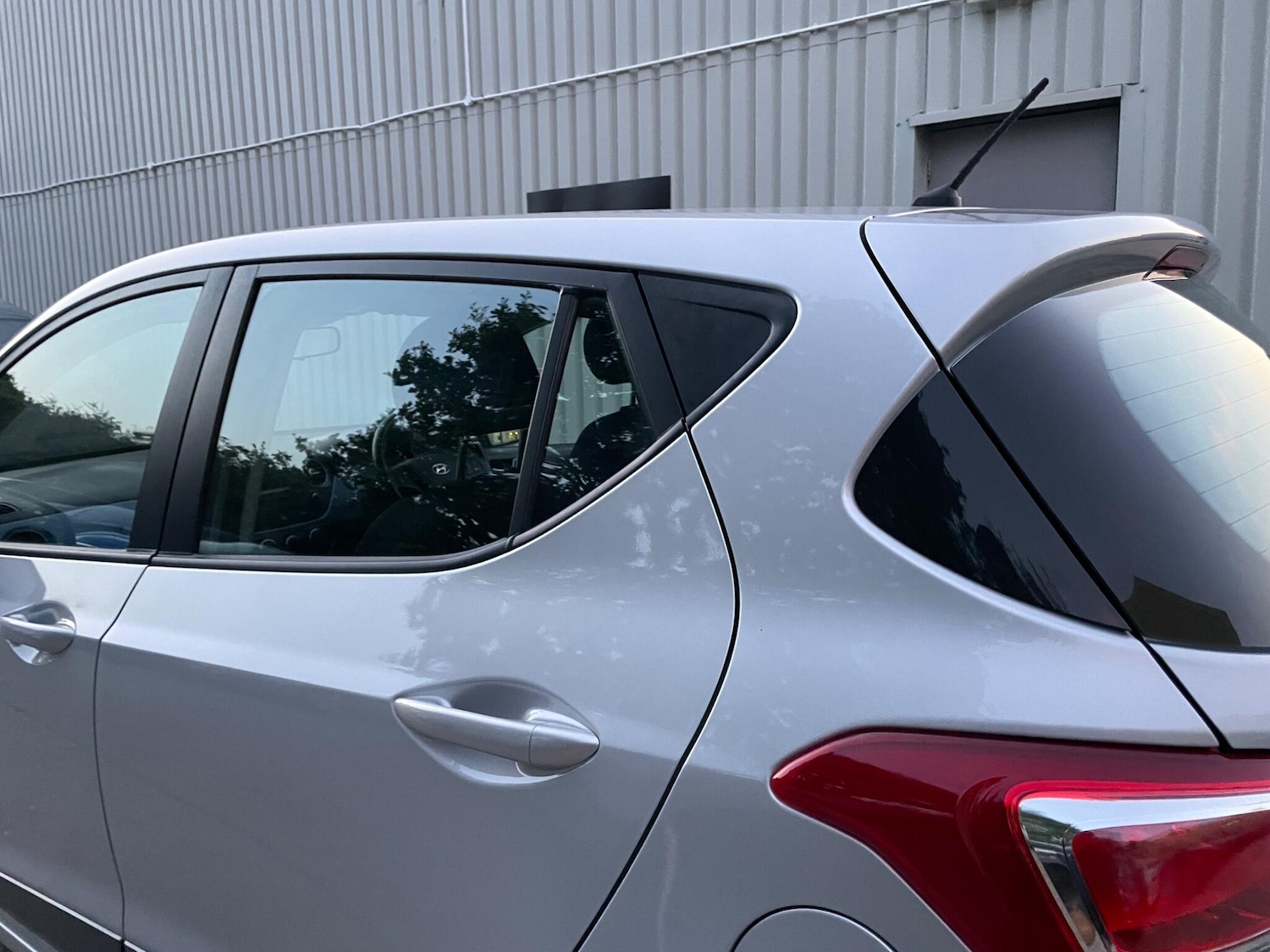 Used Hyundai i10 2016 for sale - 76645071: Photo 27