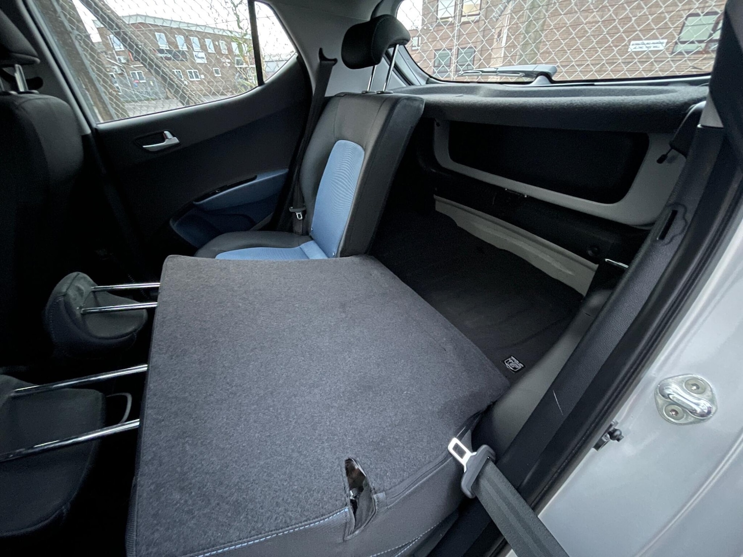 Used Hyundai i10 2016 for sale - 76645071: Photo 90