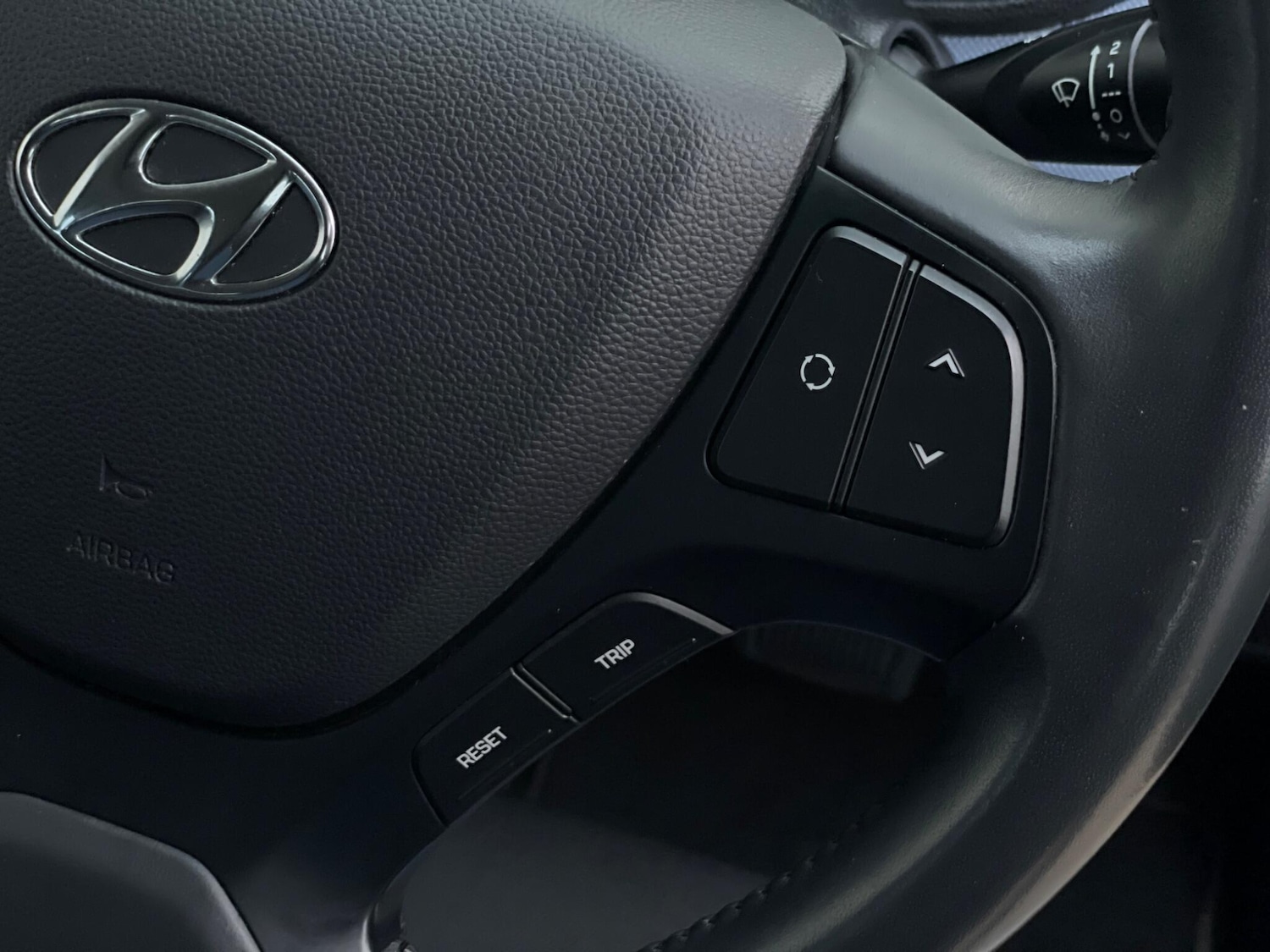 Used Hyundai i10 2016 for sale - 76645071: Photo 97