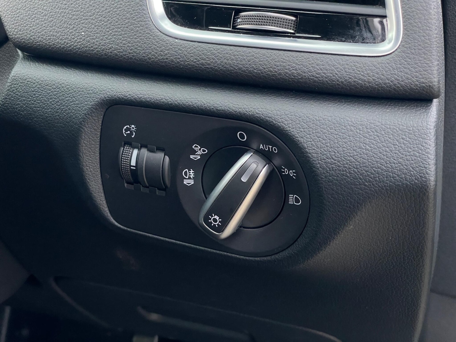 Used Audi Q3 2018 for sale - 77559714: Photo 90