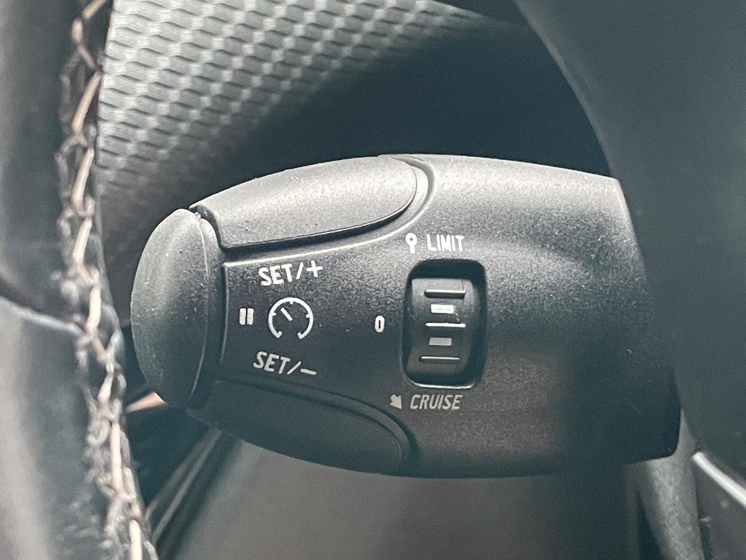 Used Peugeot 208 2018 for sale - 76645637: Photo 16