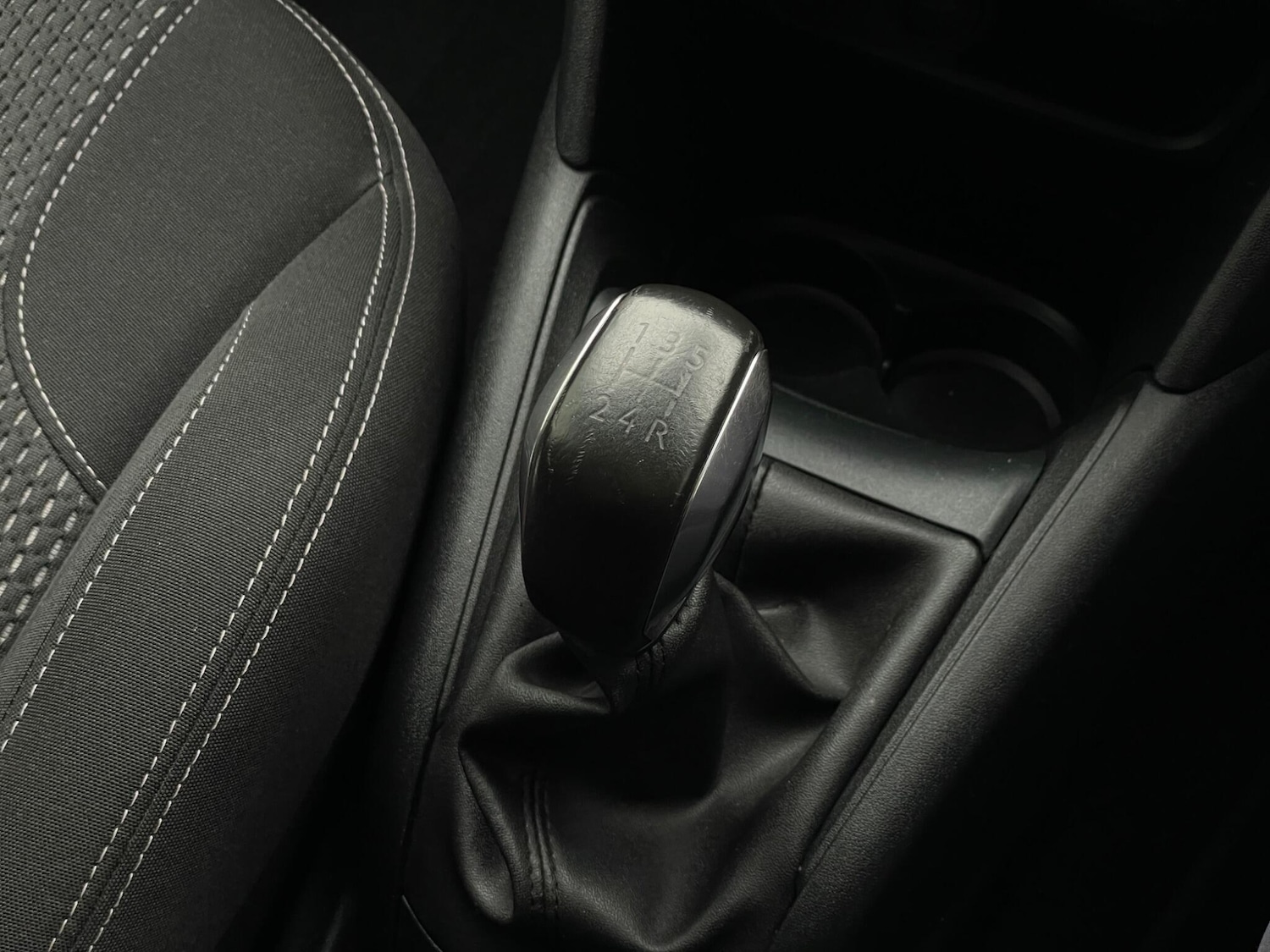 Used Peugeot 208 2018 for sale - 76645637: Photo 23