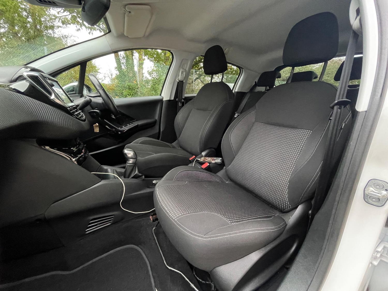 Used Peugeot 208 2018 for sale - 76645637: Photo 34