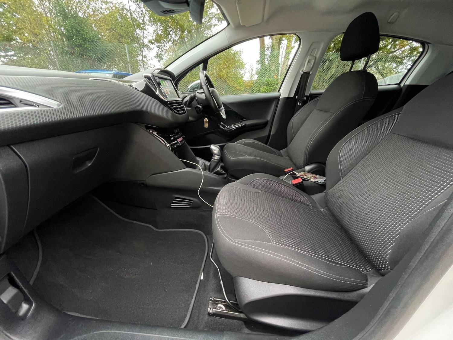 Used Peugeot 208 2018 for sale - 76645637: Photo 35