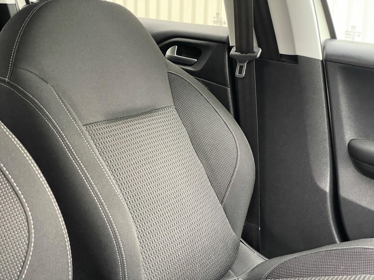 Used Peugeot 208 2018 for sale - 76645637: Photo 41