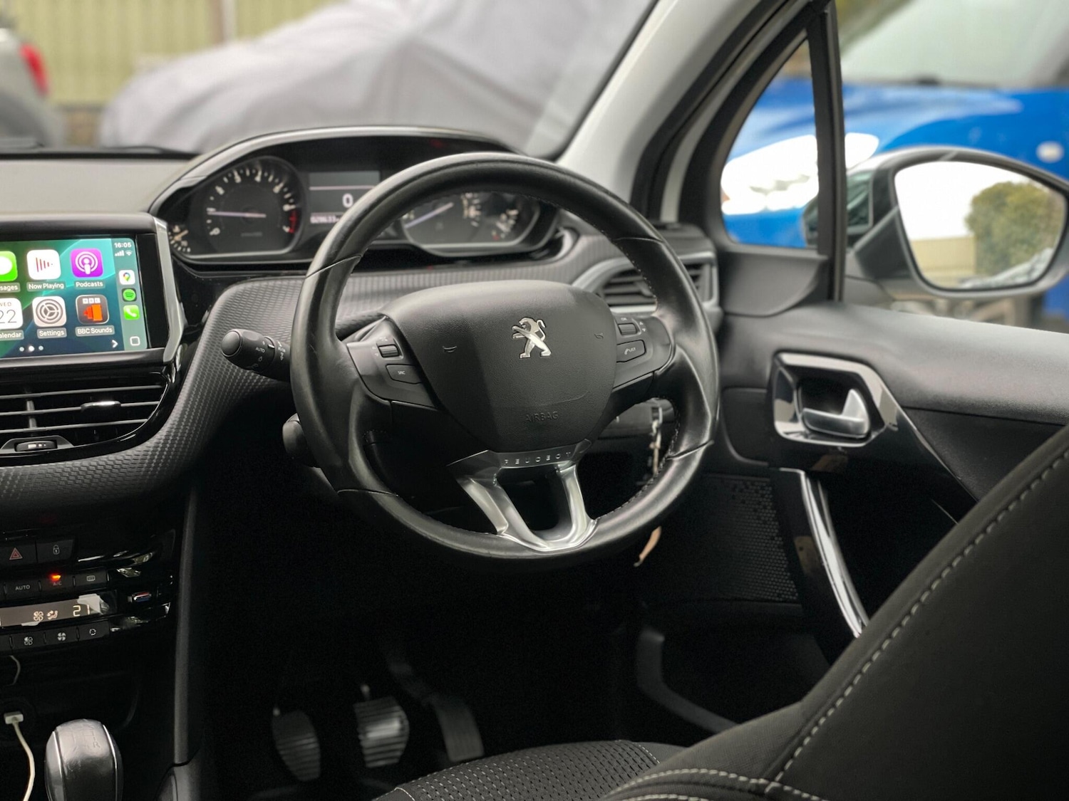 Used Peugeot 208 2018 for sale - 76645637: Photo 46
