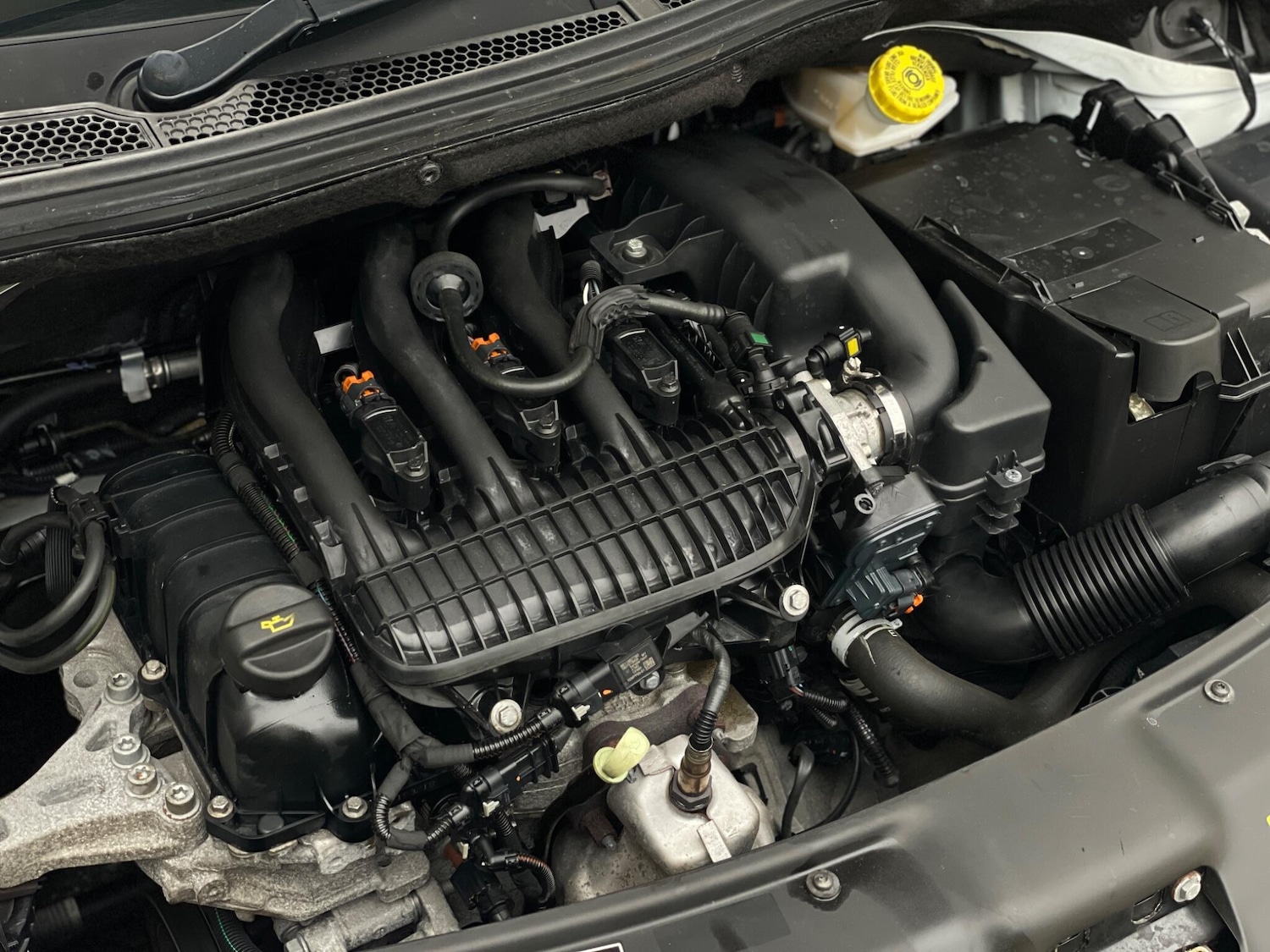 Used Peugeot 208 2018 for sale - 76645637: Photo 96