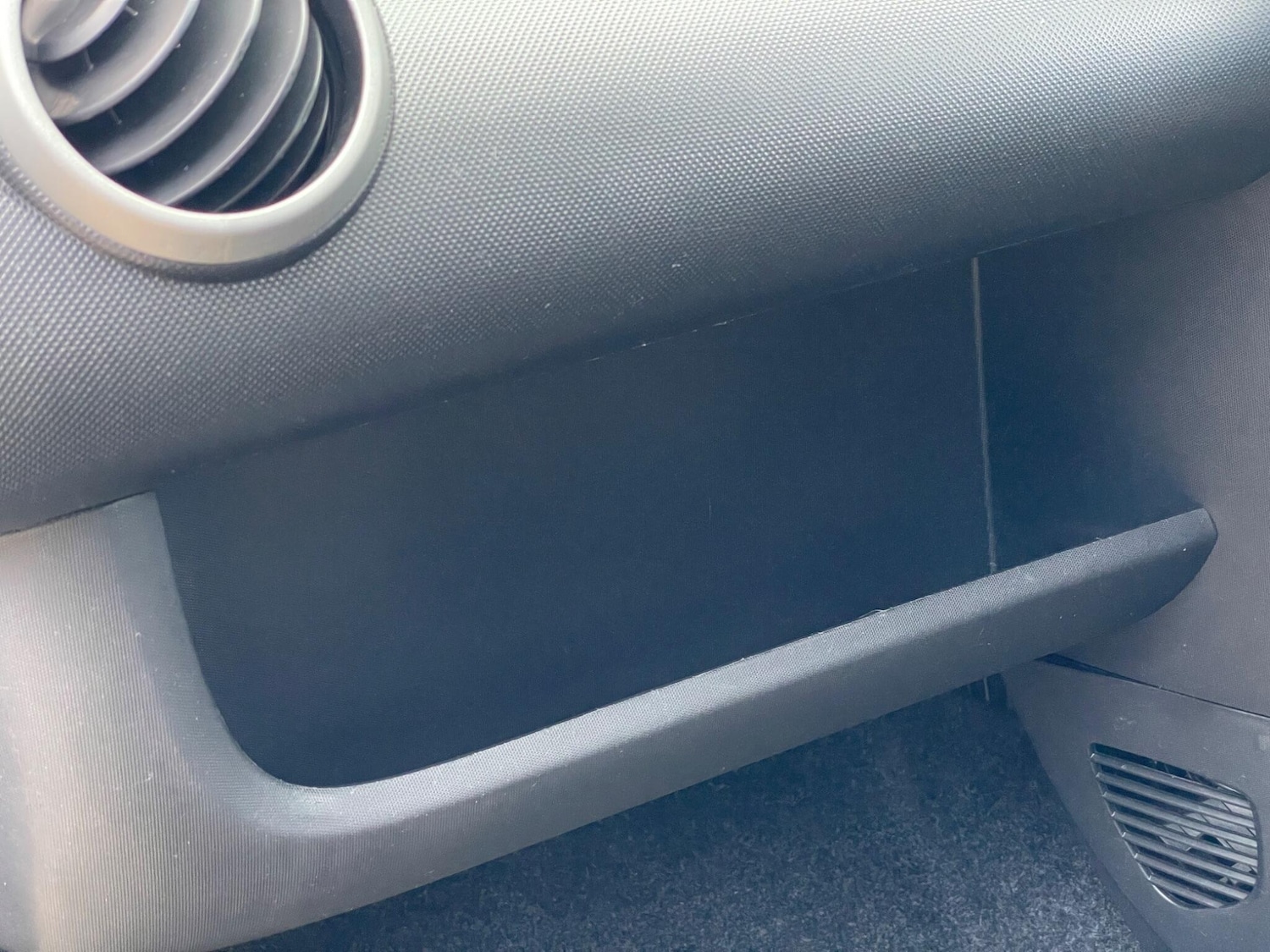 Used Peugeot 107 2013 for sale - 76702359: Photo 30