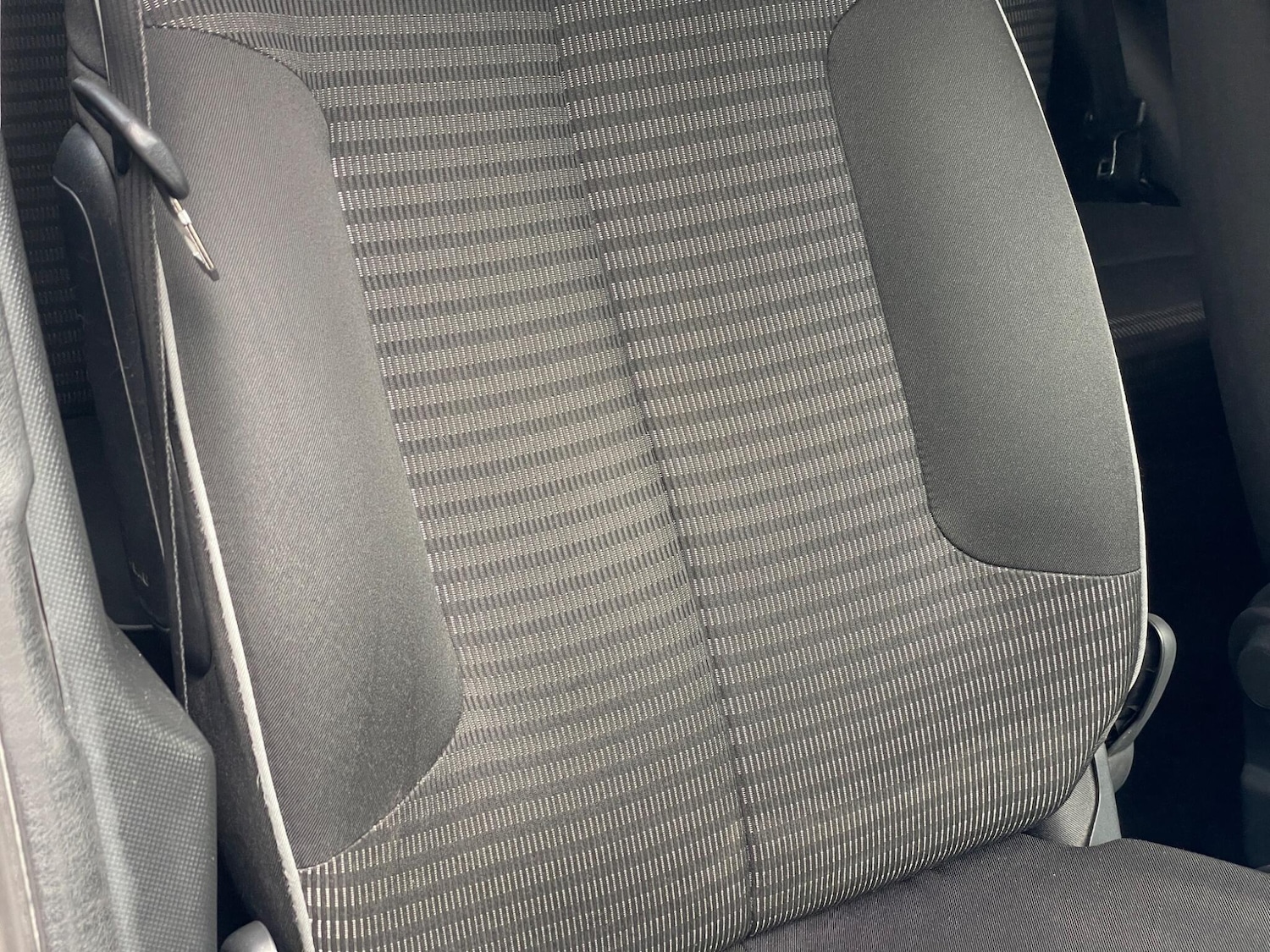 Used Peugeot 107 2013 for sale - 76702359: Photo 34