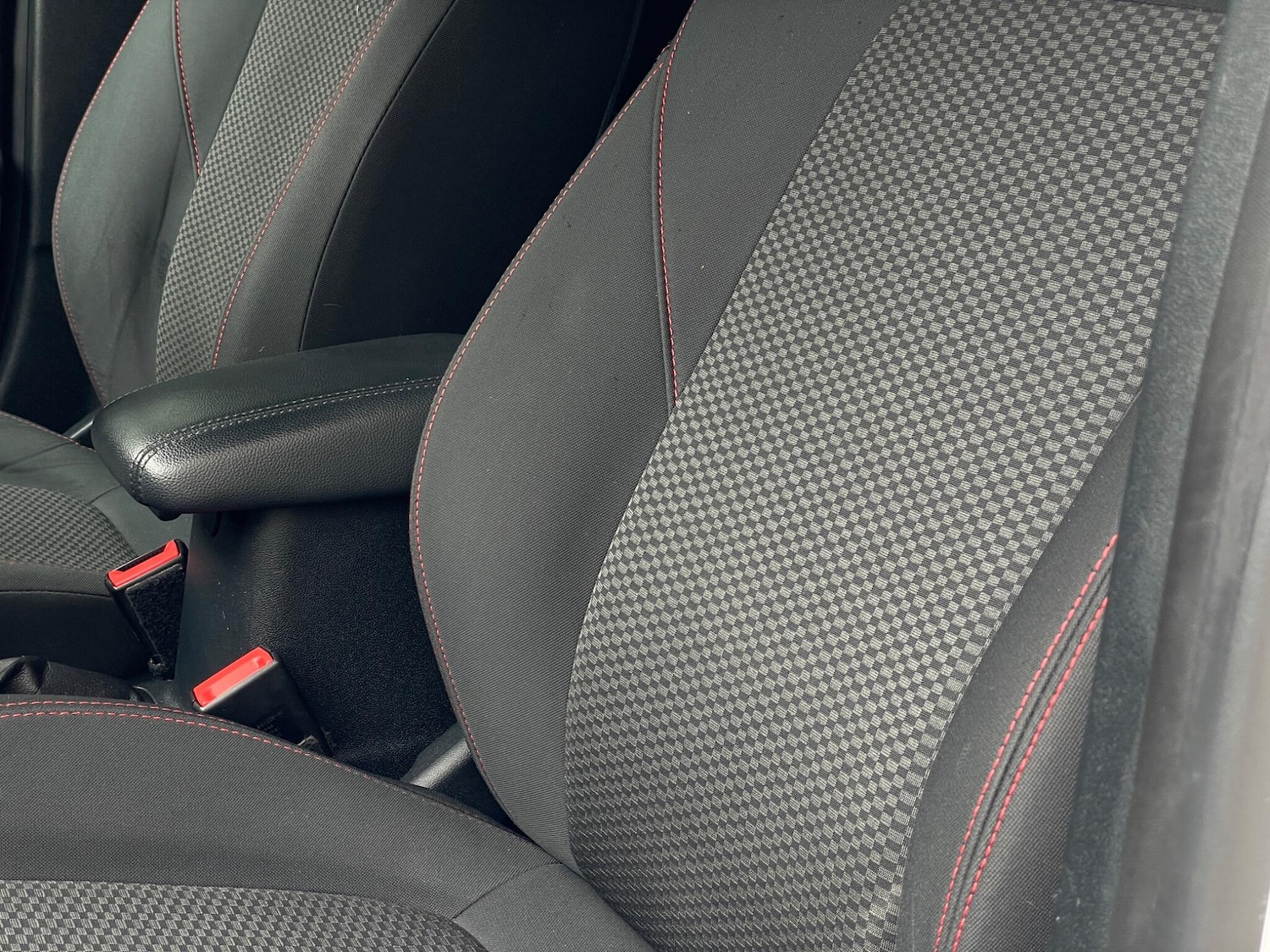 Used Ford Fiesta 2021 for sale - 76647656: Photo 41