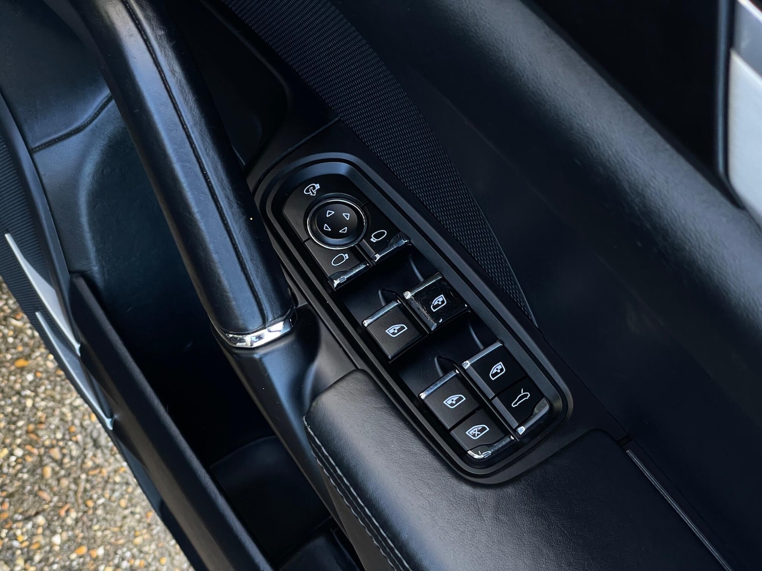 Used Porsche Cayenne 2016 for sale - 76801740: Photo 19