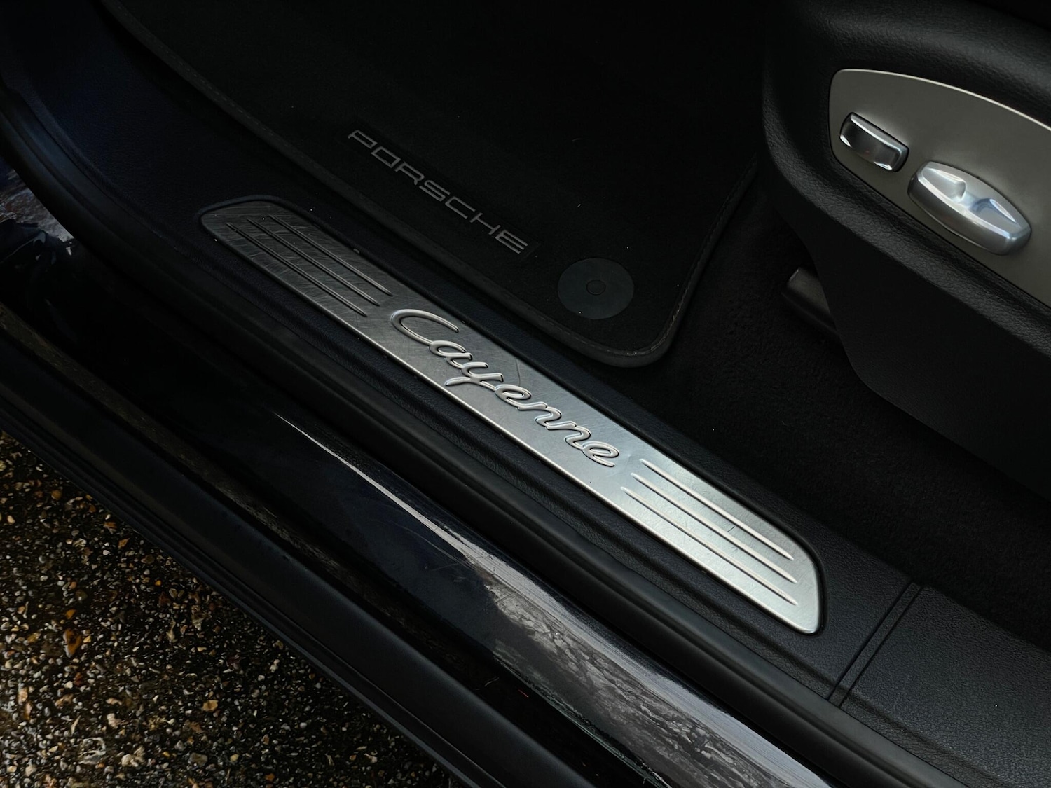 Used Porsche Cayenne 2016 for sale - 76801740: Photo 24