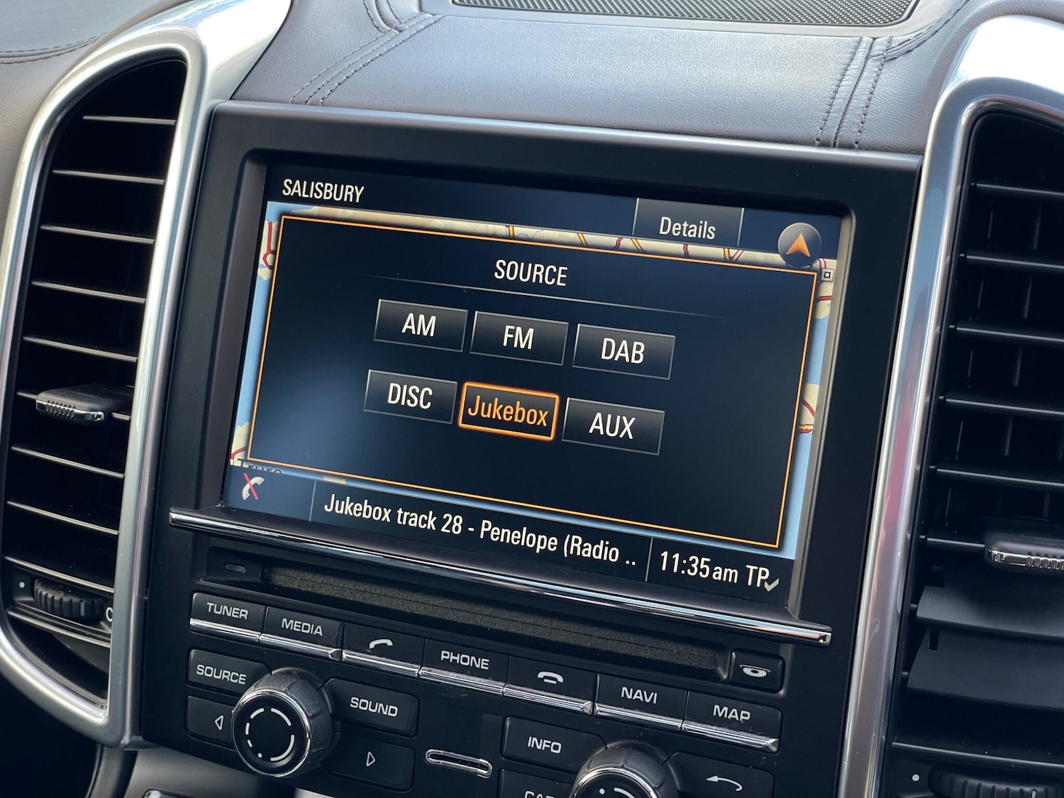 Used Porsche Cayenne 2016 for sale - 76801740: Photo 93