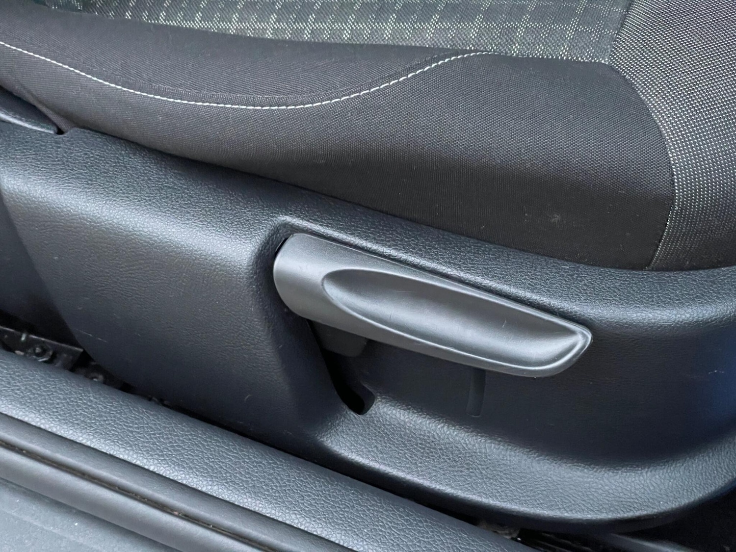 Used Volkswagen Polo 2015 for sale - 76658436: Photo 28