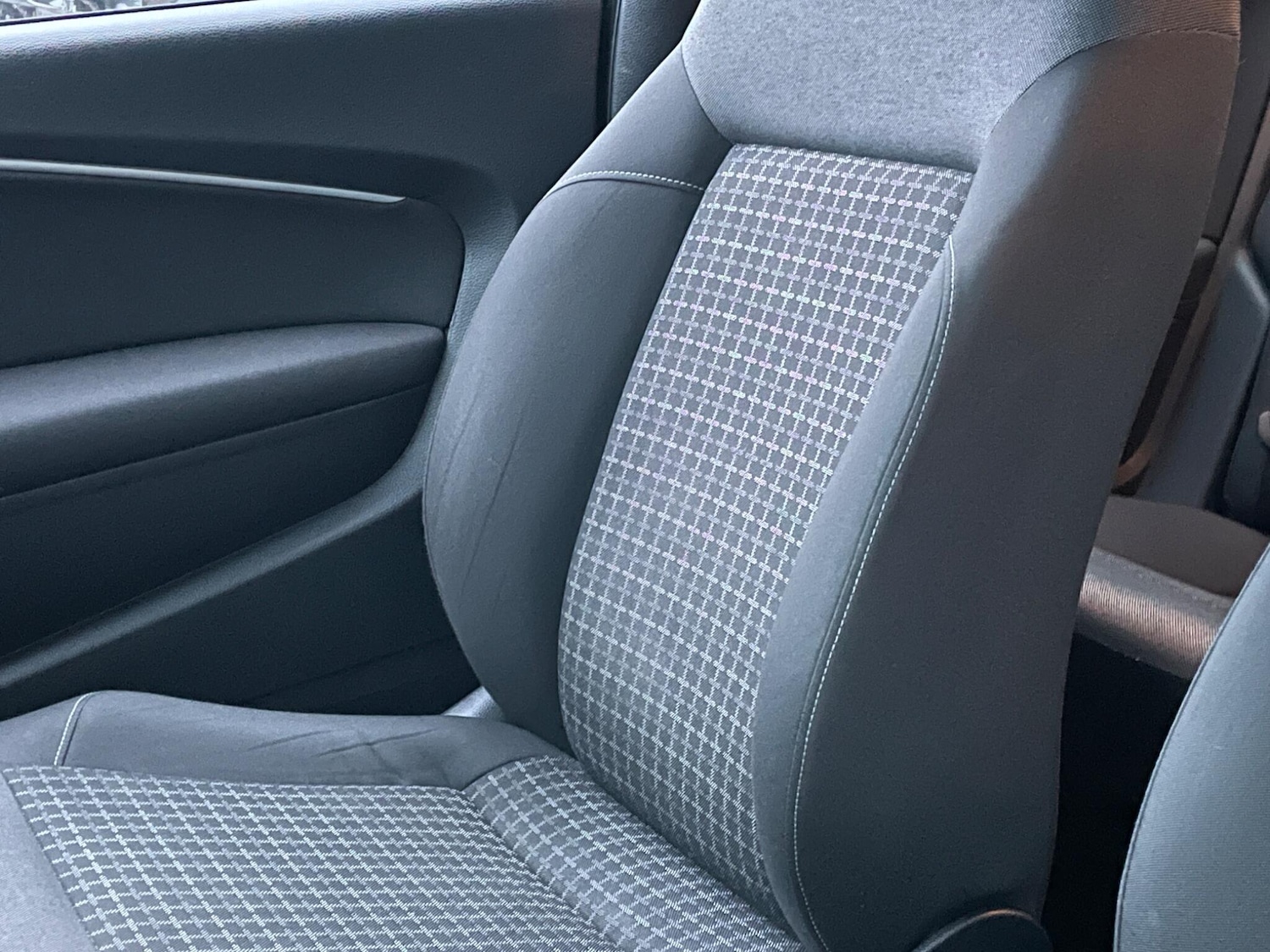 Used Volkswagen Polo 2015 for sale - 76658436: Photo 35