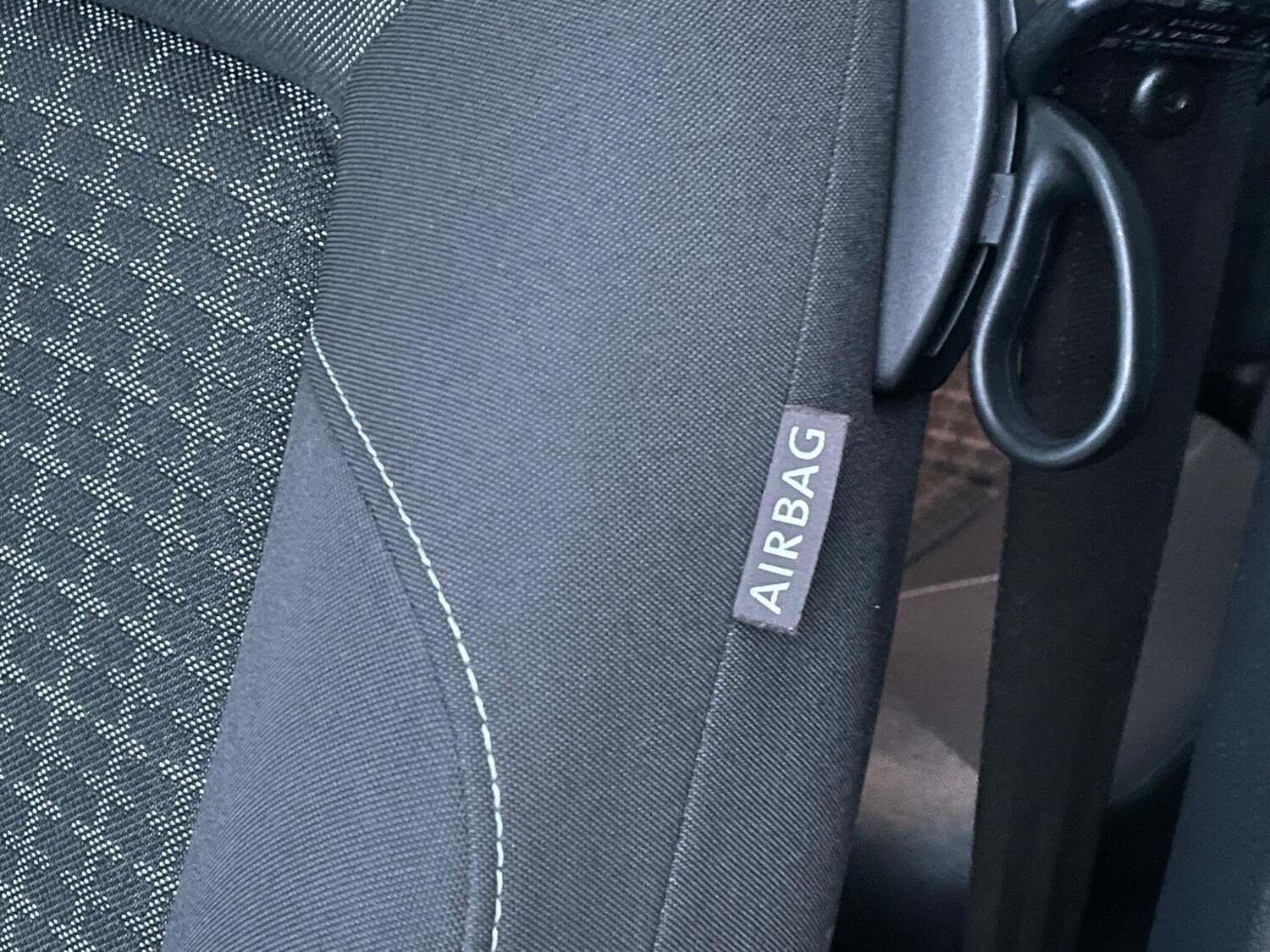 Used Volkswagen Polo 2015 for sale - 76658436: Photo 38