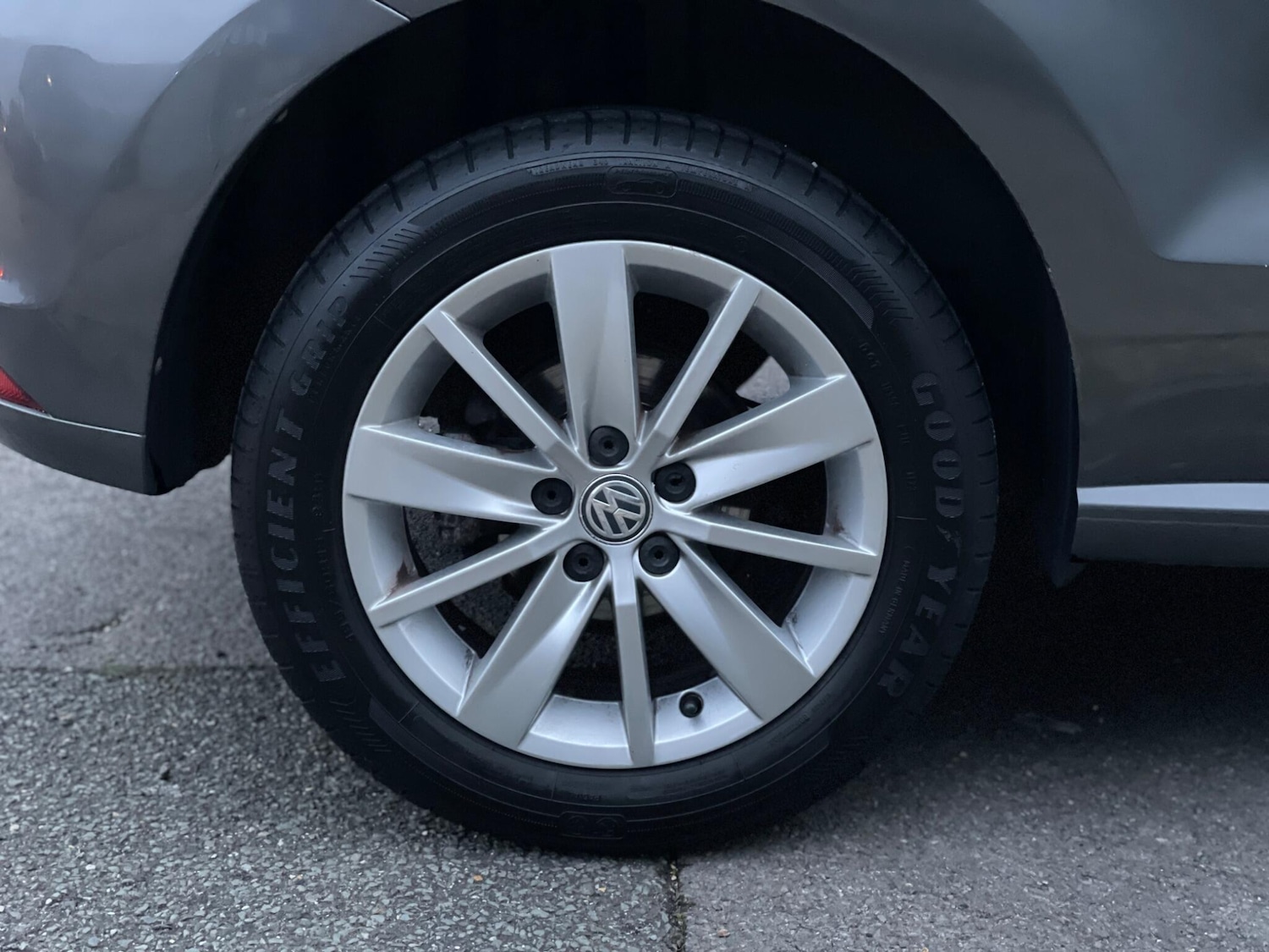 Used Volkswagen Polo 2015 for sale - 76658436: Photo 77