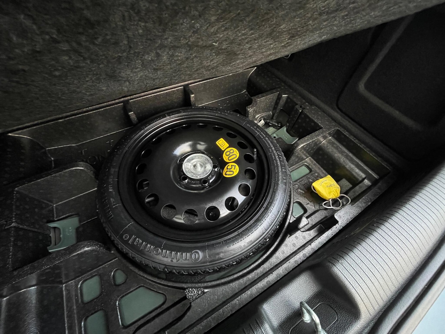 Used Vauxhall Astra 2018 for sale - 76658627: Photo 77