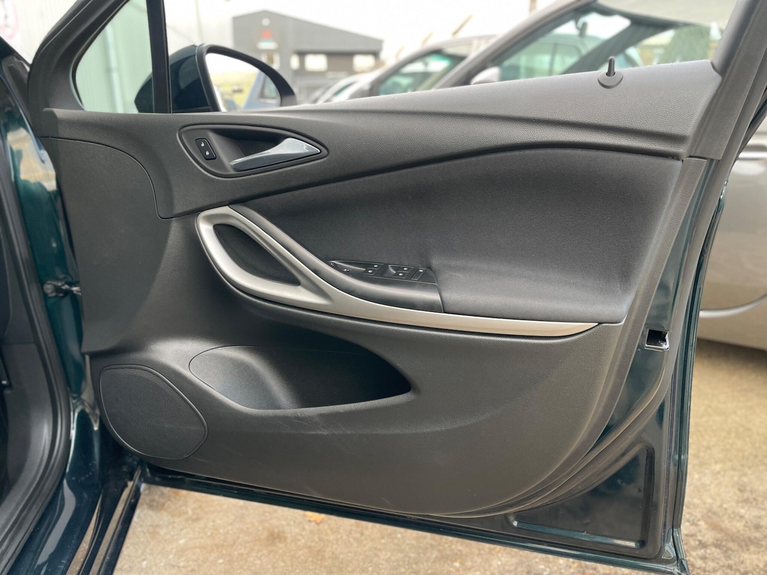 Used Vauxhall Astra 2018 for sale - 76658627: Photo 85