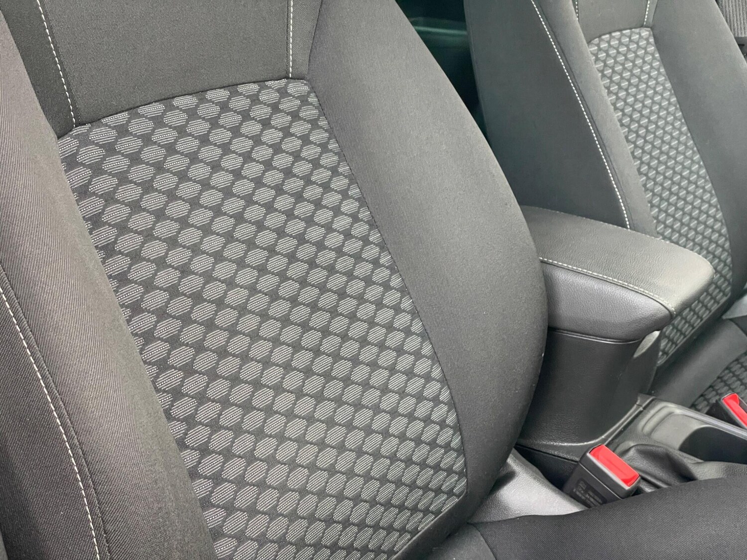 Used Vauxhall Astra 2018 for sale - 76658627: Photo 89