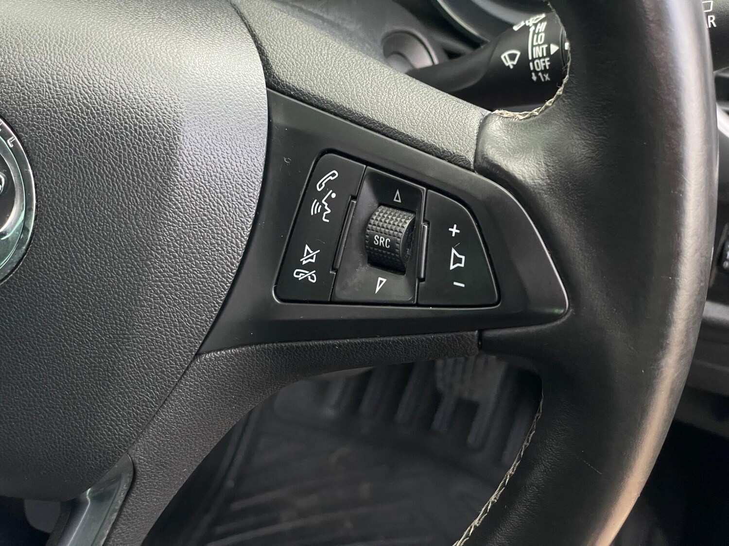 Used Vauxhall Astra 2018 for sale - 76658627: Photo 90