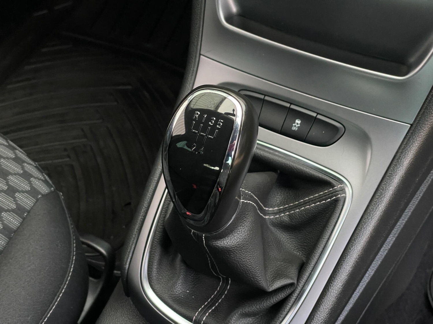 Used Vauxhall Astra 2018 for sale - 76658627: Photo 94