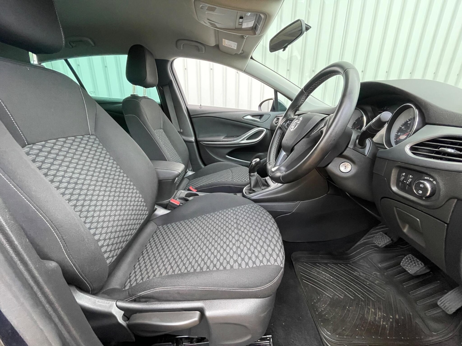 Used Vauxhall Astra 2018 for sale - 76658627: Photo 98