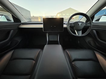 Used Tesla Model 3 2020 for sale - 77658740: Photo