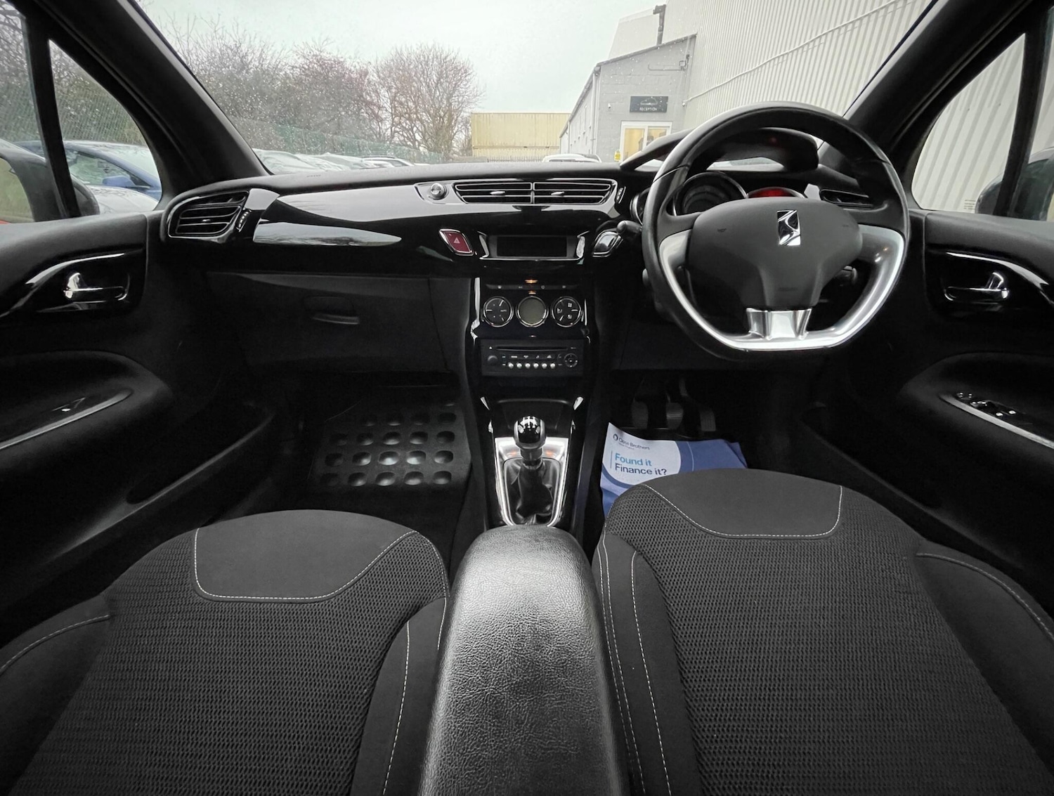 Used Citroen DS3 2012 for sale - 76839757: Photo 4