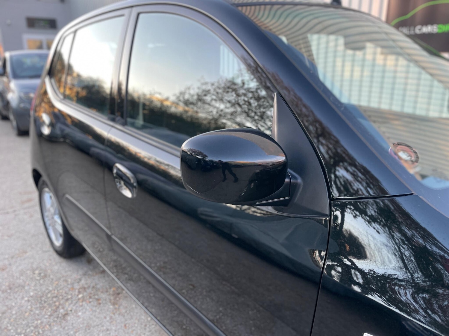 Used Hyundai i10 2010 for sale - 76671632: Photo 57