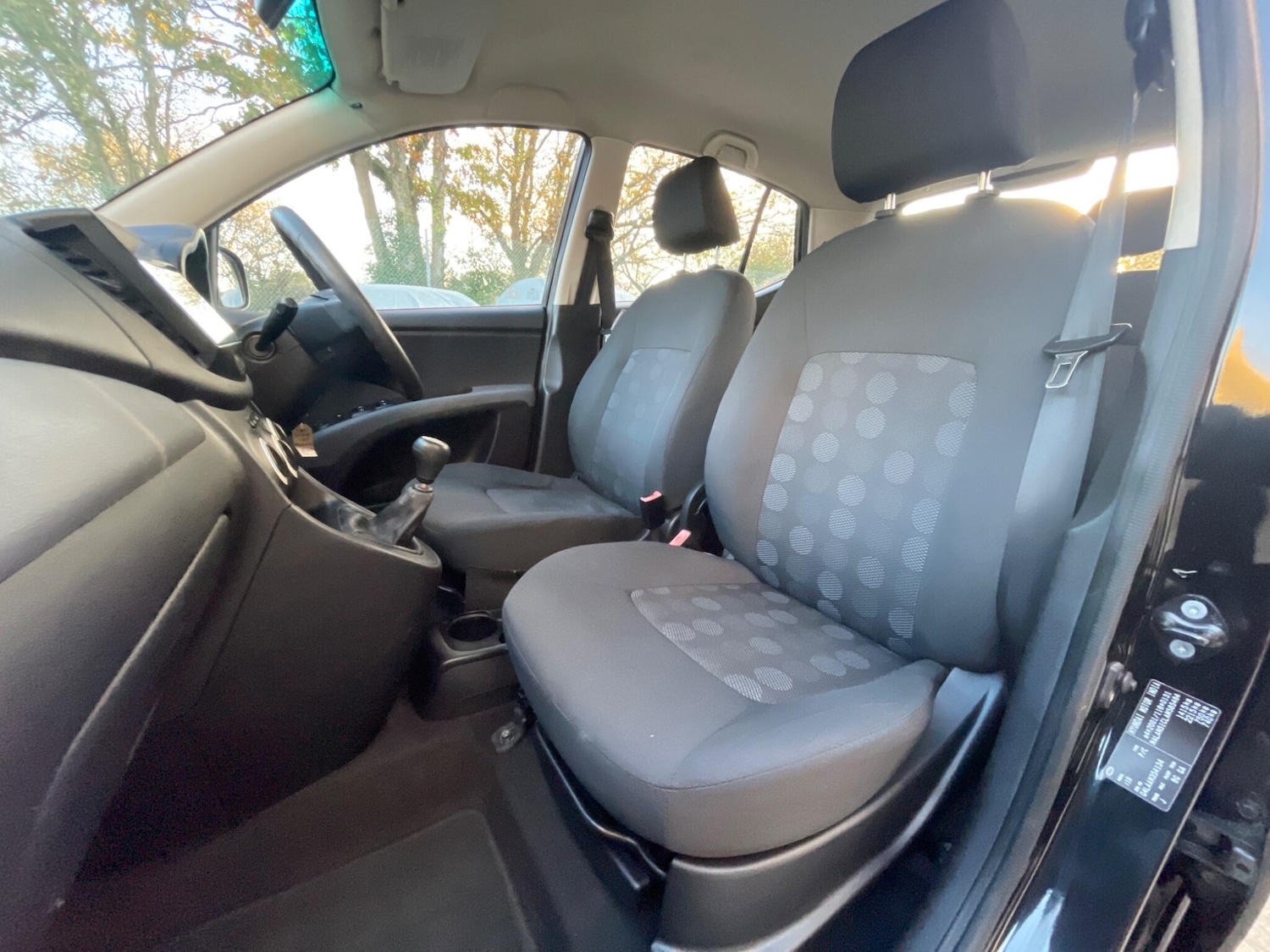 Used Hyundai i10 2010 for sale - 76671632: Photo 91